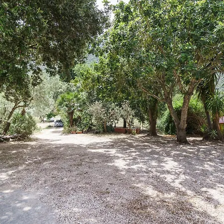 Holiday home Bosco Littu 2 *